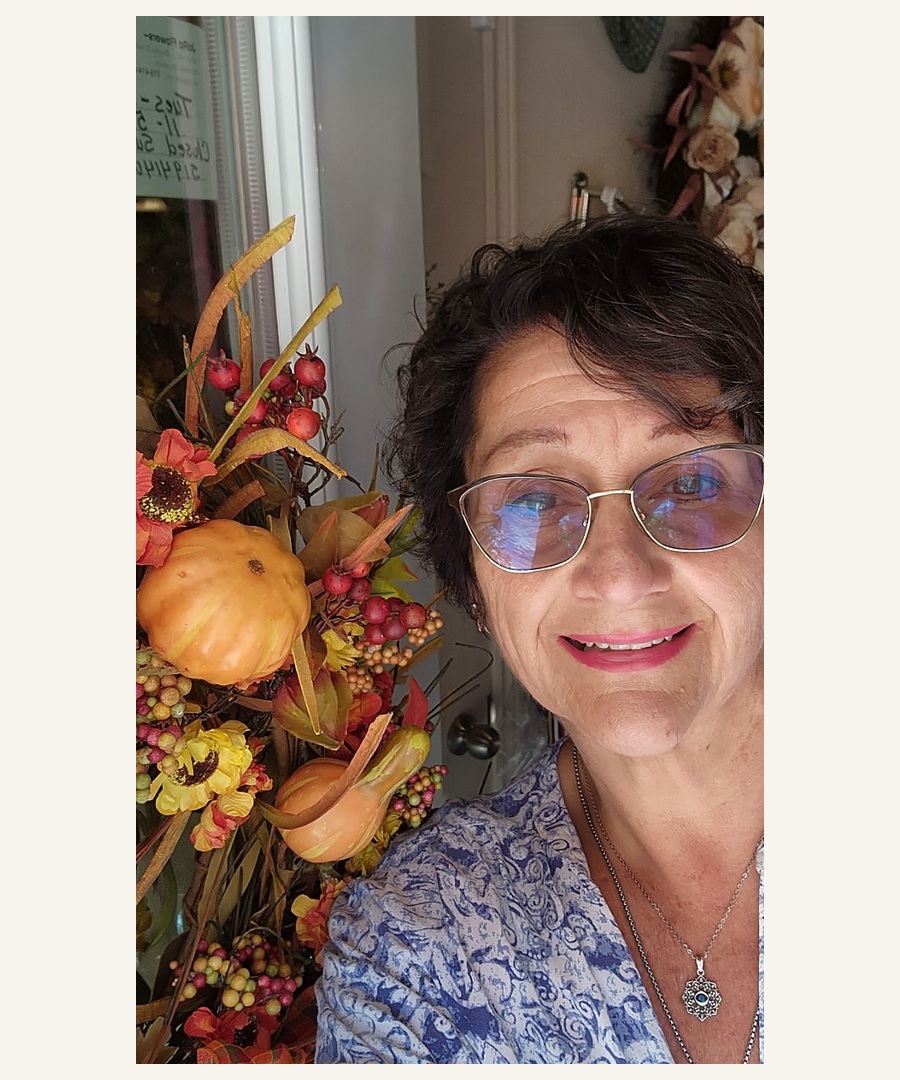Jo-Anne of JoRo Flowers